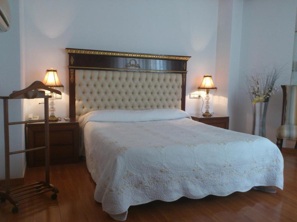 Double or Twin Room,50777131:JPEG