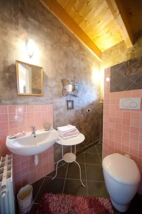 Quadruple Room Private Bathroom,207313582:JPEG
