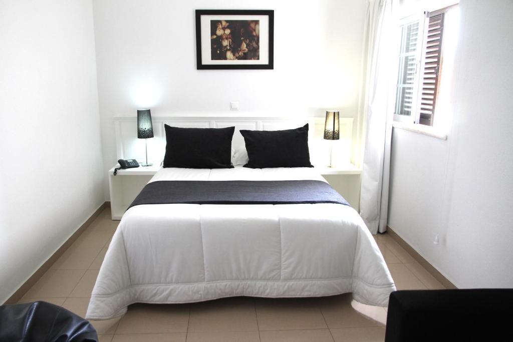 Family Two-Bedroom Suite,723829492:JPEG