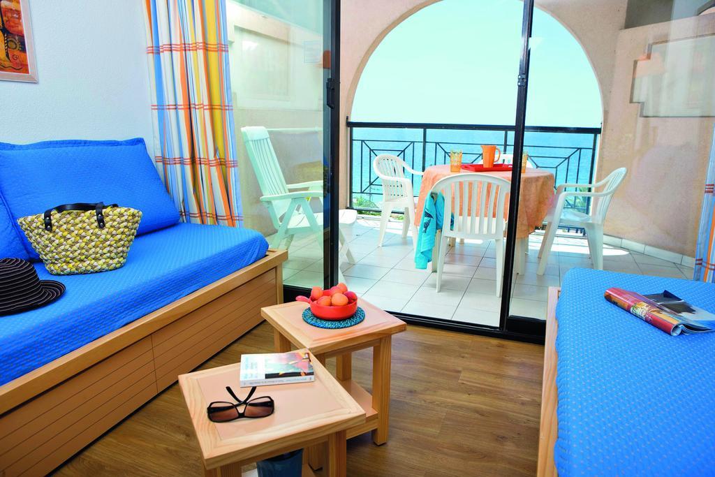 Two-Bedroom Apartment Sea View,211167632:JPEG
