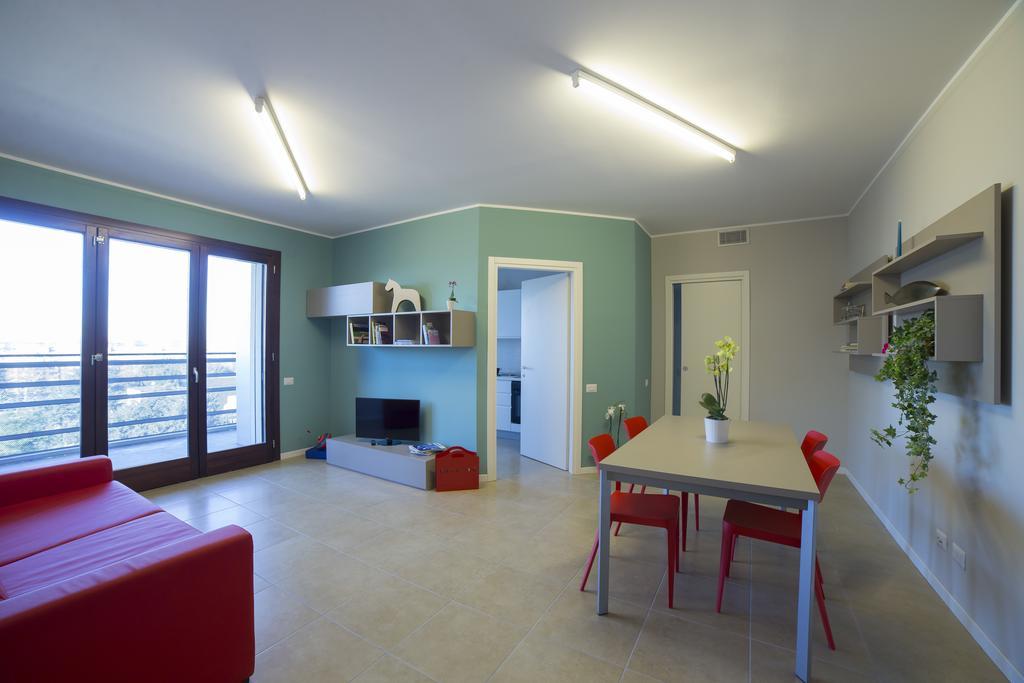 Superior Two-Bedroom Apartment,211197443:JPEG
