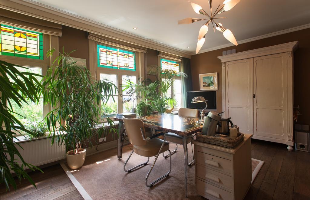 Double Room Sitting Area