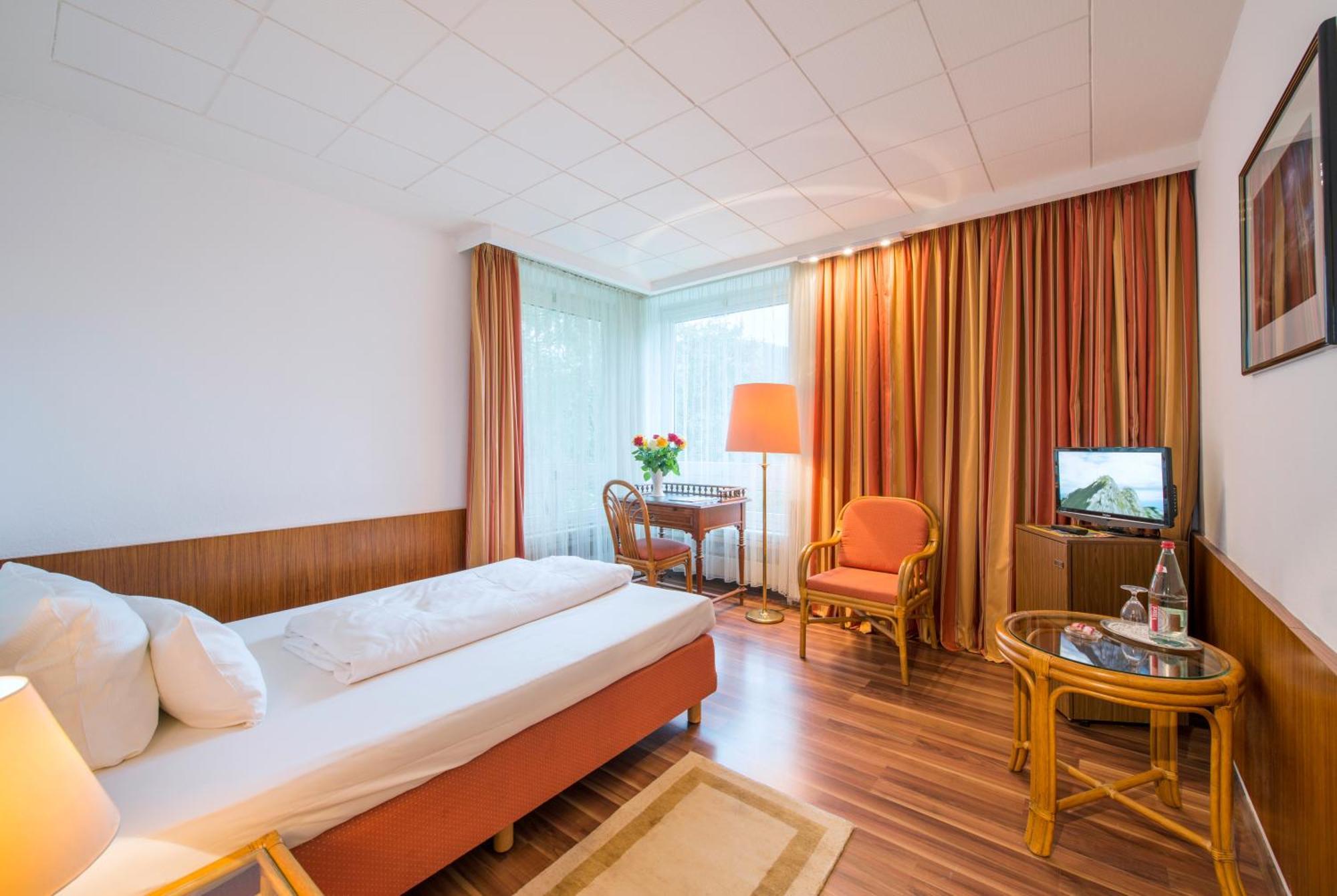 Single Room