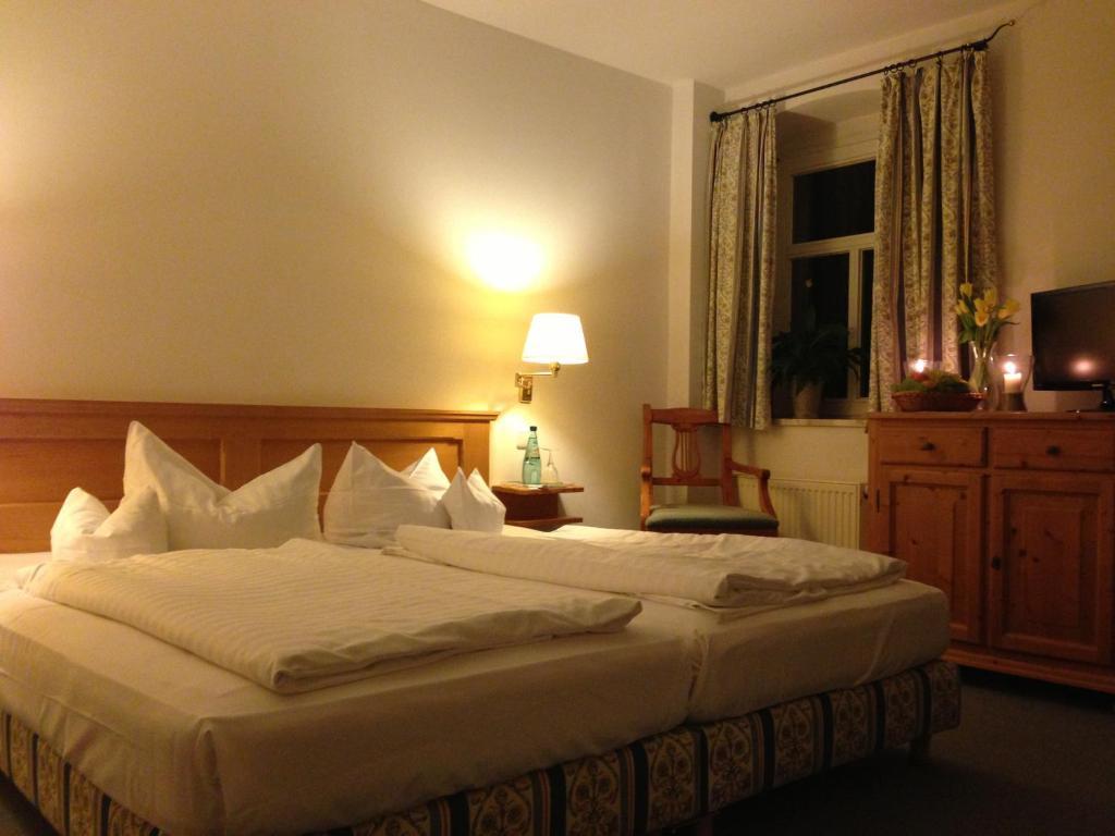 Double or Twin Room,679072719:JPEG
