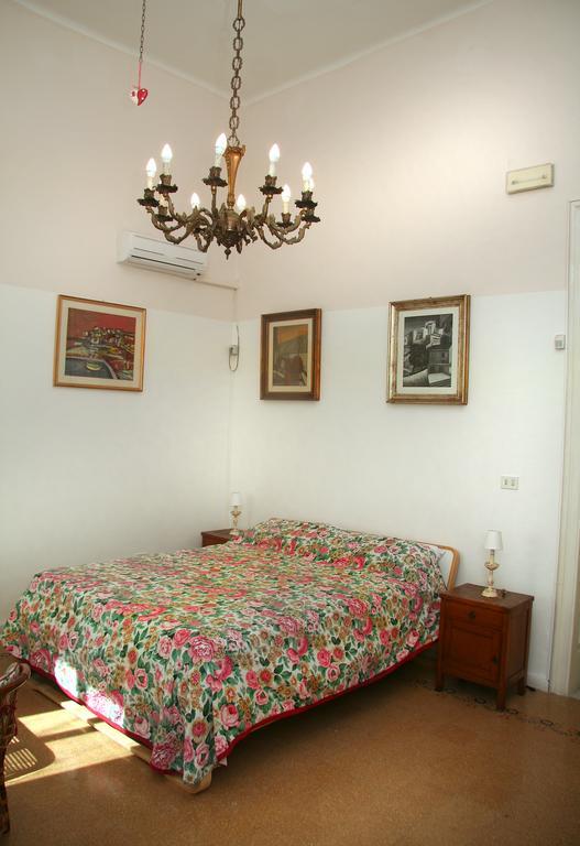 Double or Twin Room Bathroom,218911061:JPEG