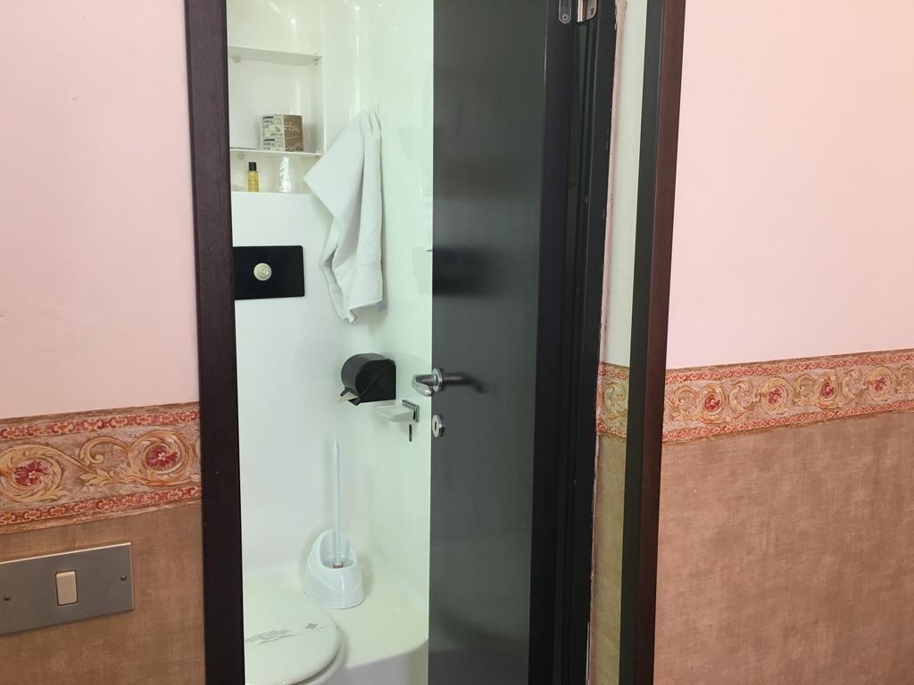 Economy Single Room