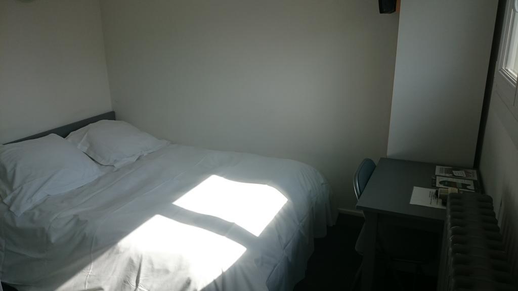 Budget Single Room,215770136:JPEG