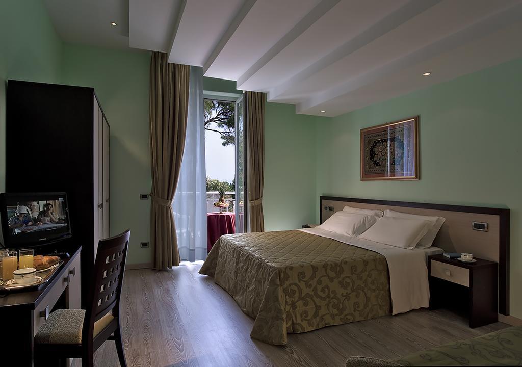 Superior Double Room,665590275:JPEG