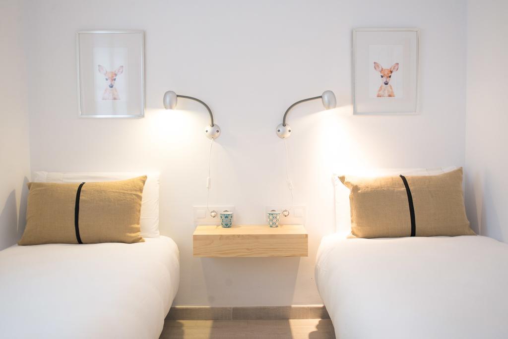 Double Room,1356106496:JPEG