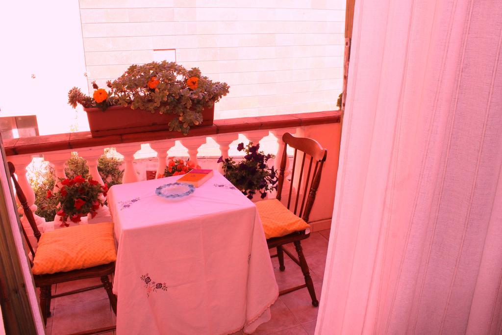 Double Room,216276182:JPEG