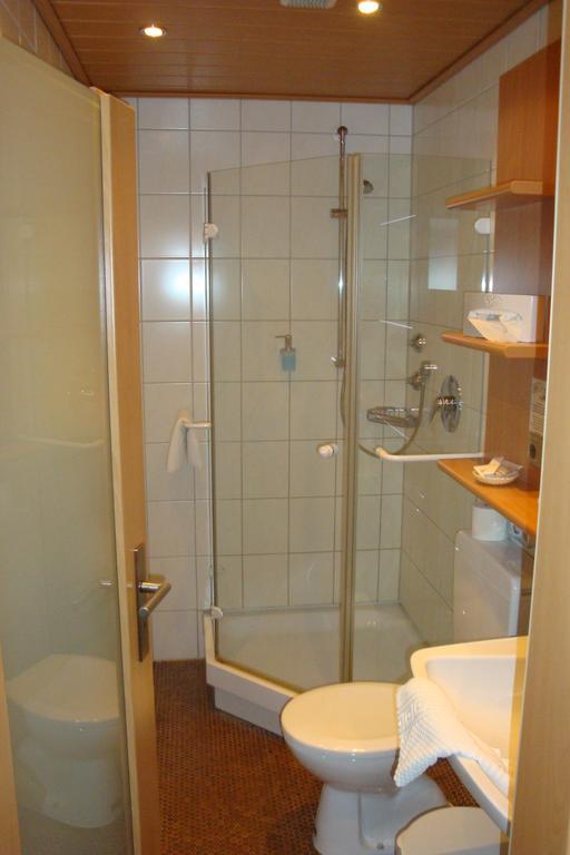 Budget Double Room,216503831:JPEG