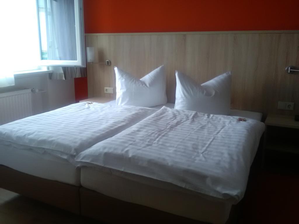 Standard Double Room,216690518:JPEG