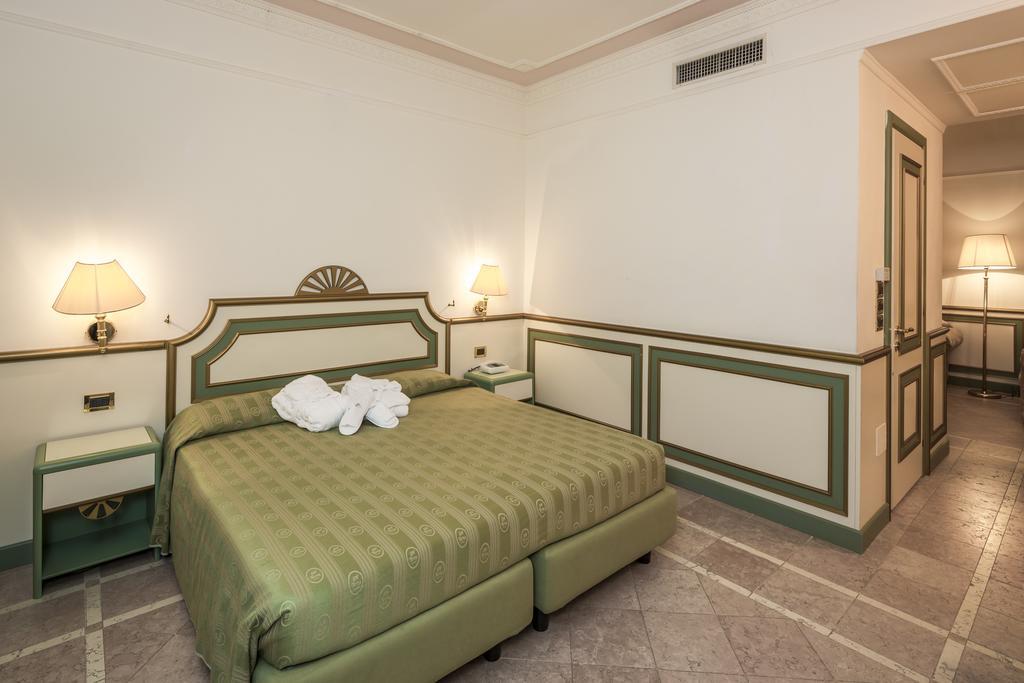 Junior Suite,1216453654:JPEG