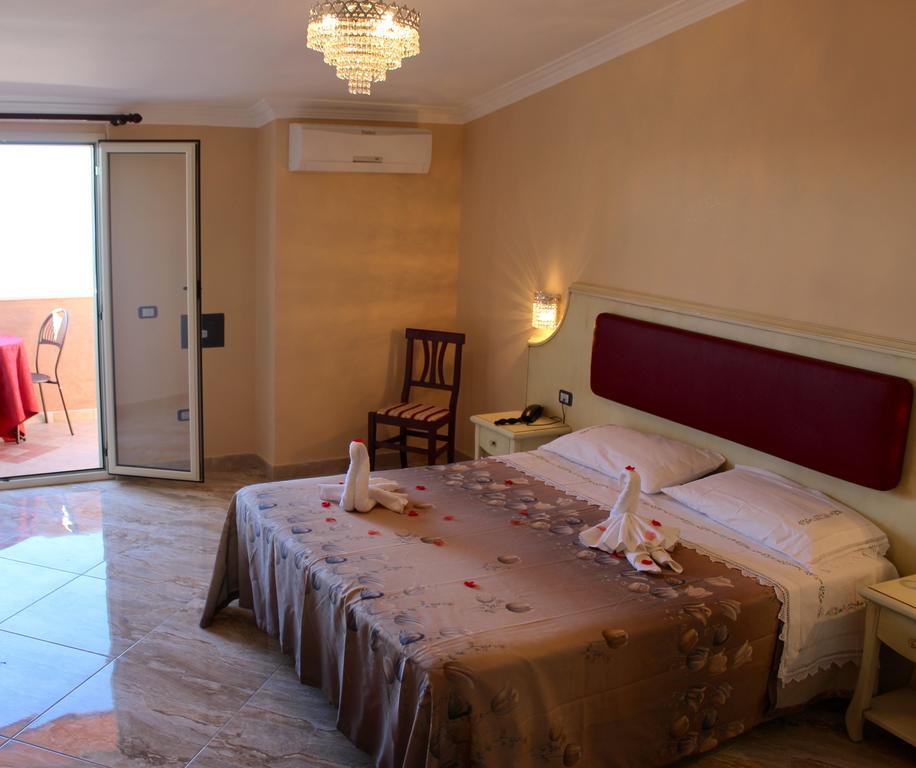 Deluxe Double Room Sea View,217252394:JPEG