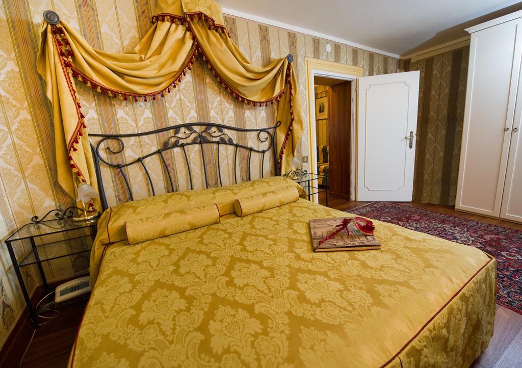 Junior Suite,217178615:JPEG