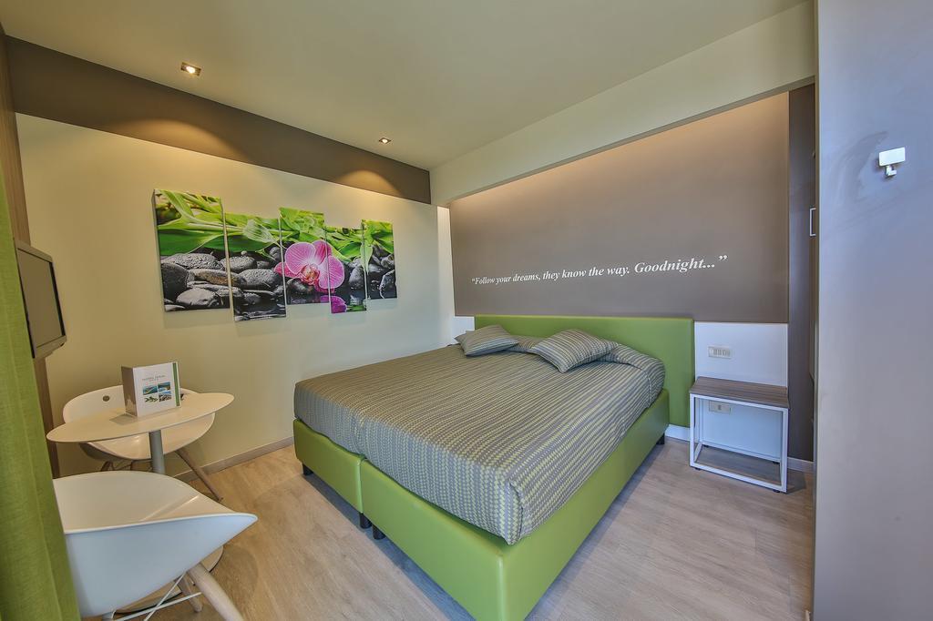 Superior Double or Twin Room Balcony Lake View