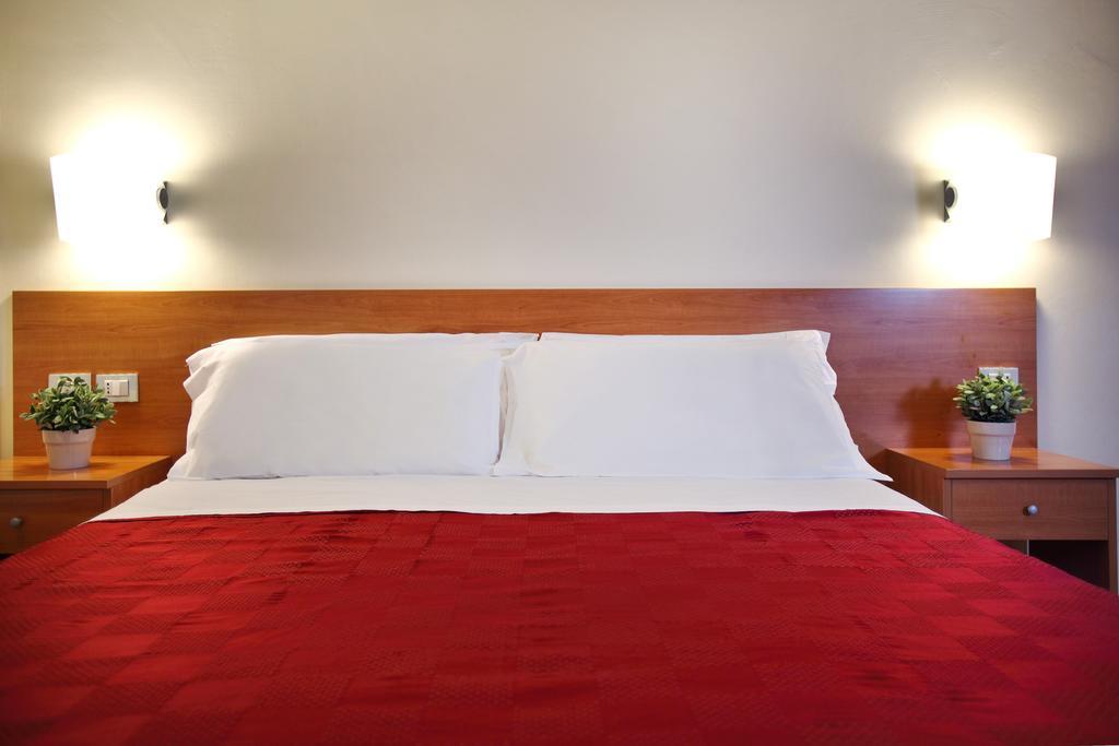 Triple Room,217907138:JPEG