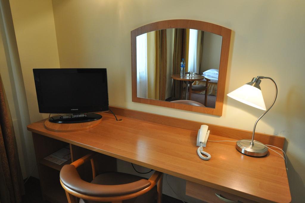 Double or Twin Room without