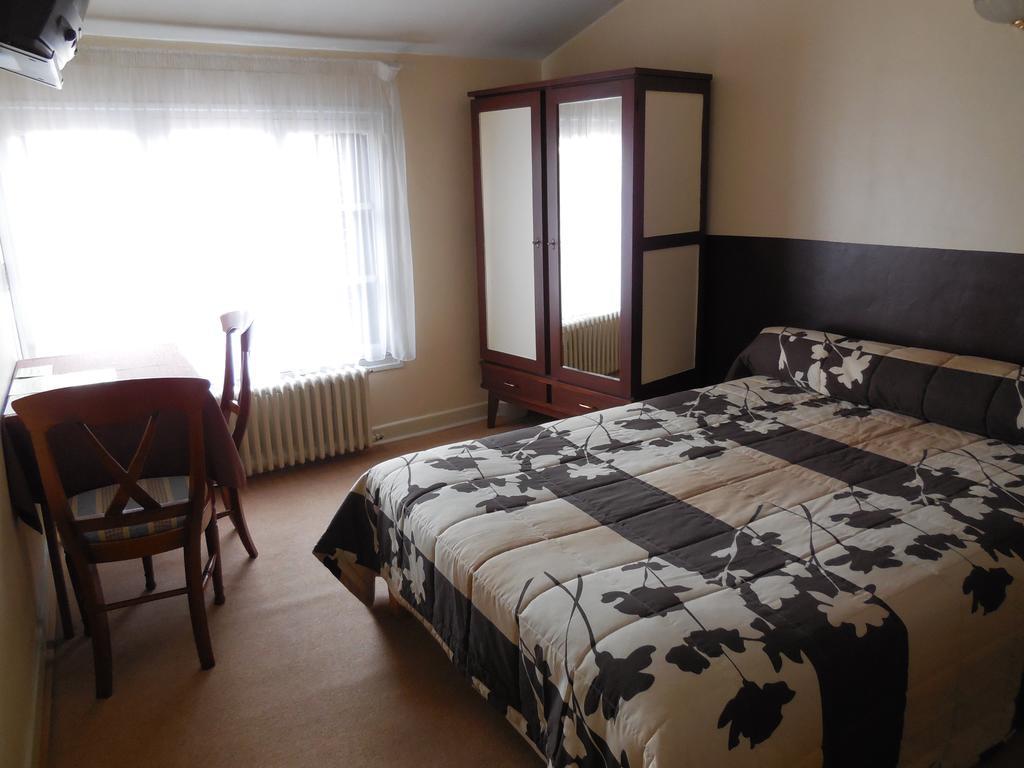 Double Room,219475004:JPEG