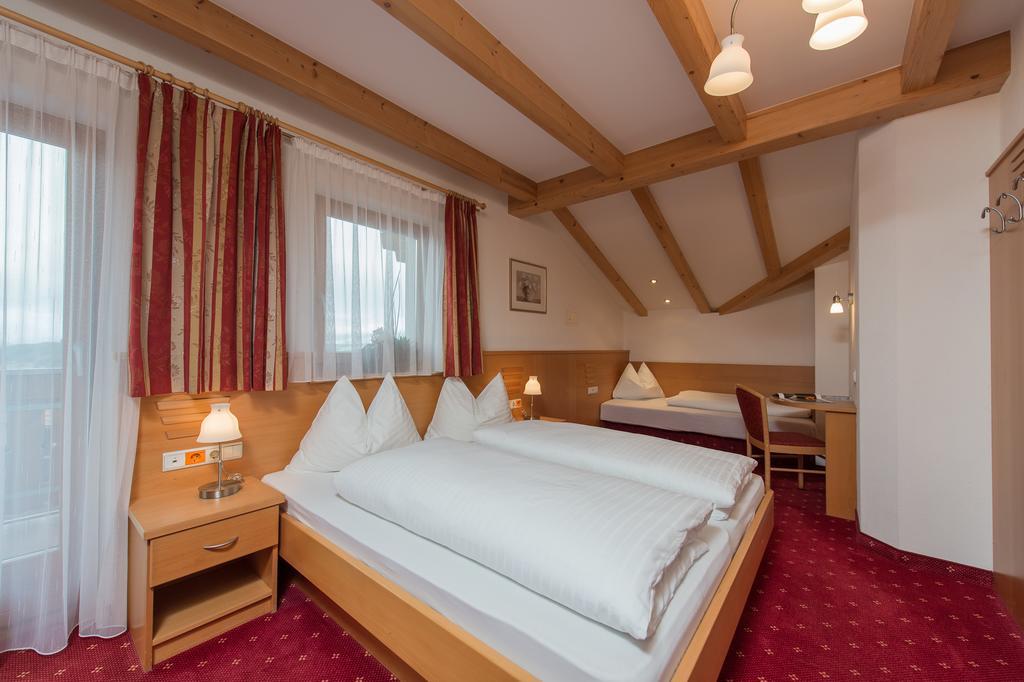 Triple Room Balcony