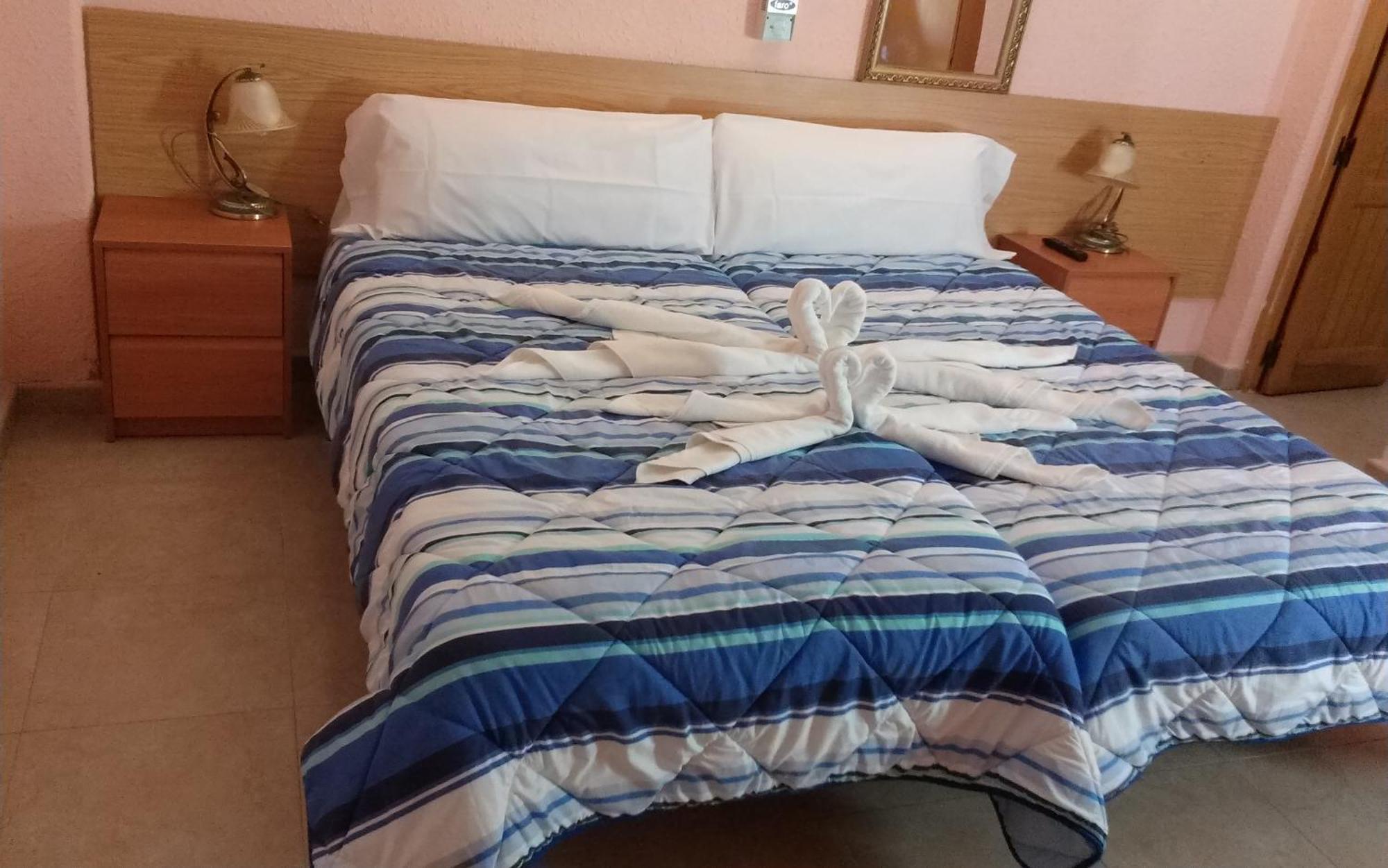 Twin Room,220114688:JPEG