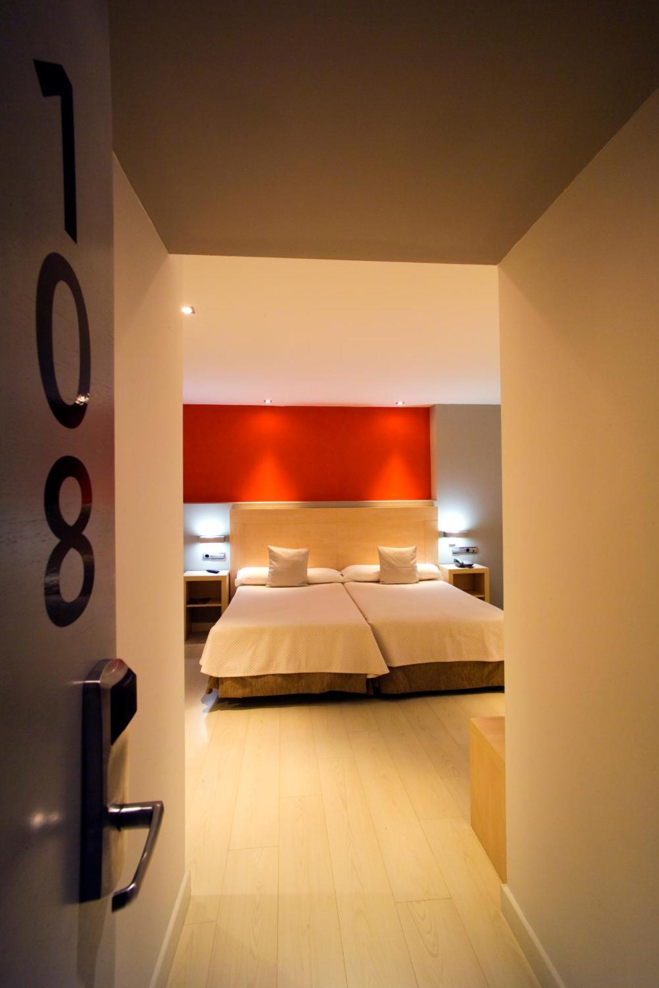 Basic Triple Room,220355261:JPEG