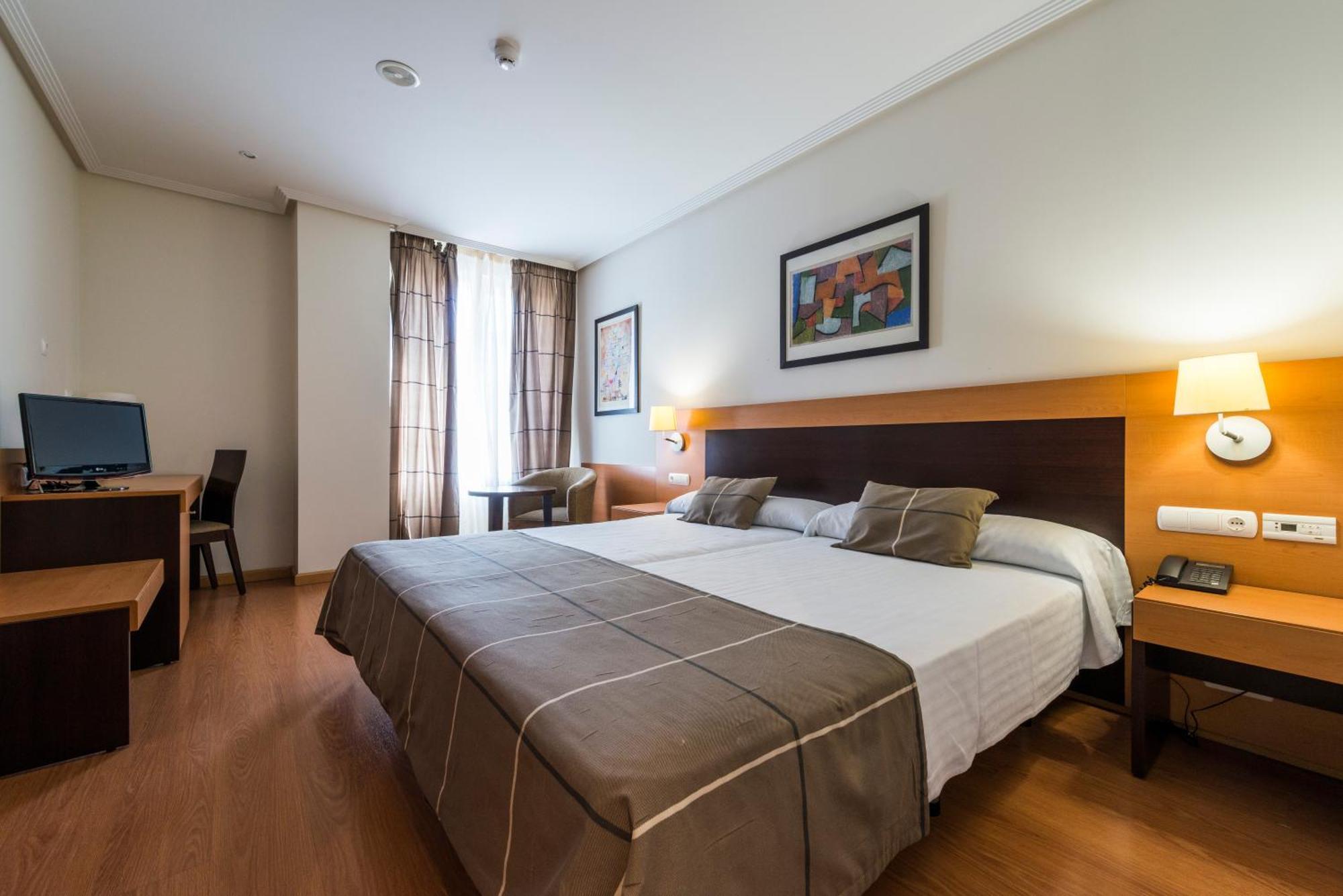 Double or Twin Room,263307345:JPEG