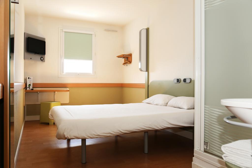 Double Room,813375735:JPEG