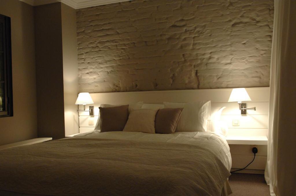 Deluxe Suite Second Floor