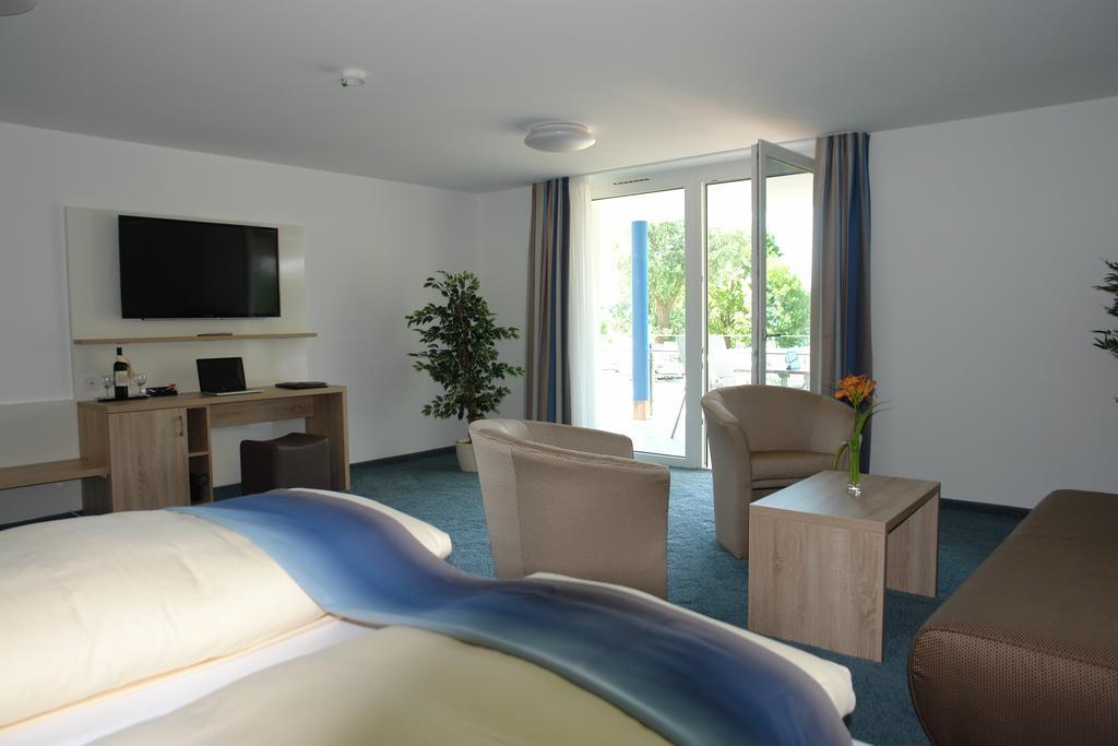 Comfort Double Room Lake View Disability Access