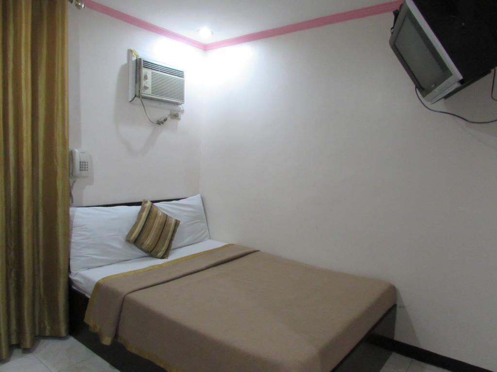 Standard Double Room,222011831:JPEG