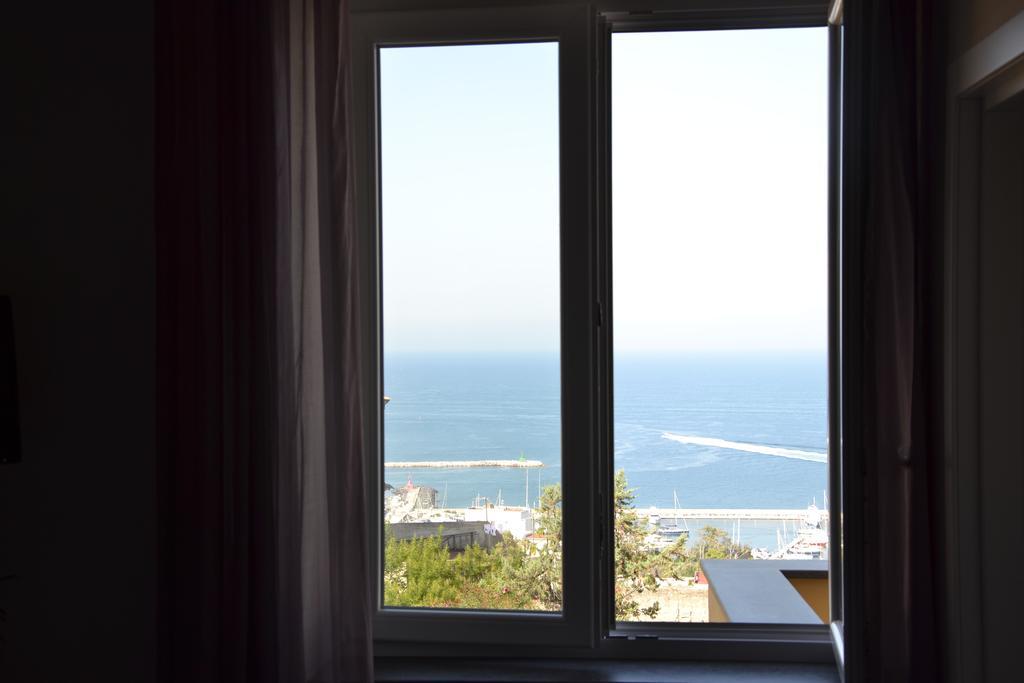 Deluxe Triple Room Sea View