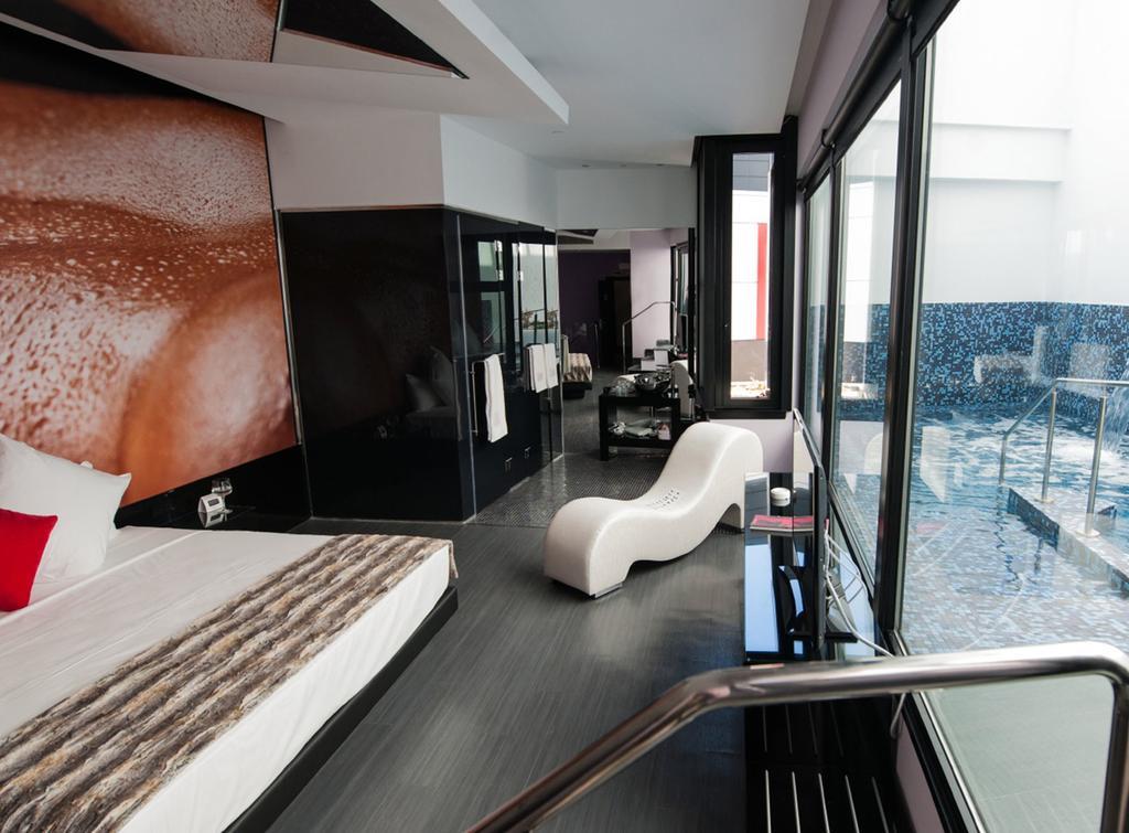 Superior Double Room Swimming Pool