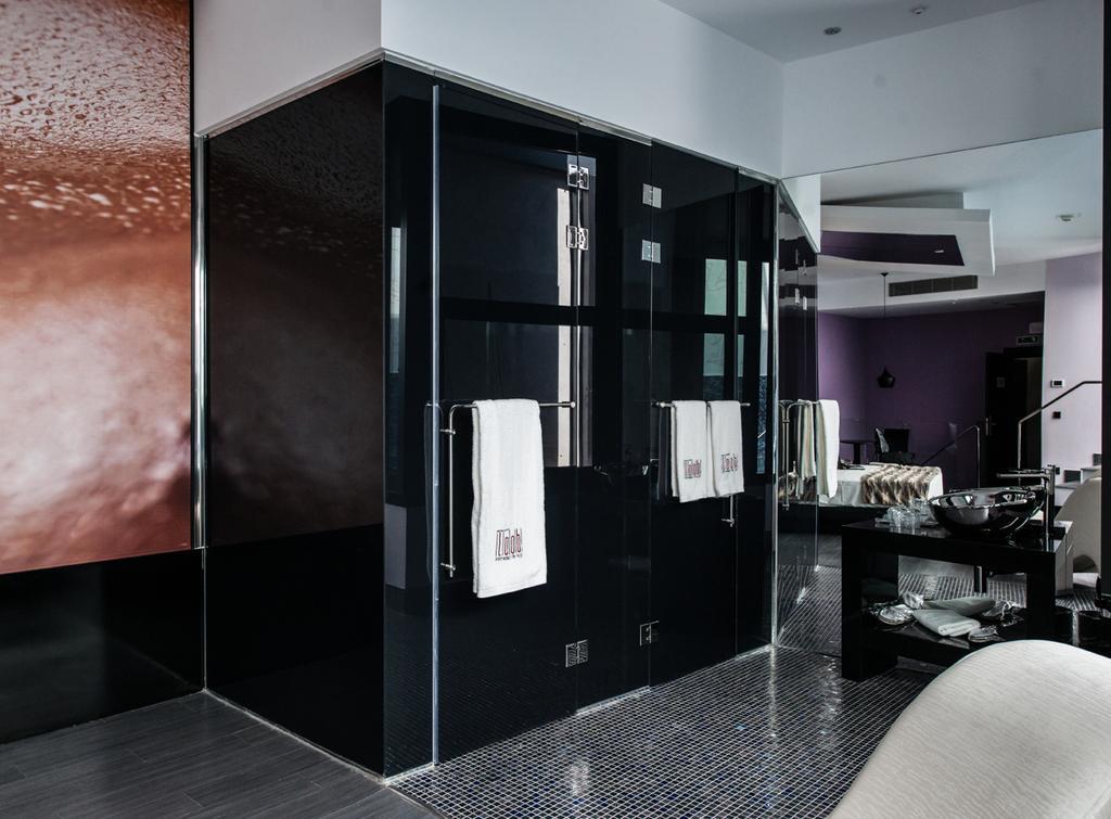 Superior Double Room Swimming Pool