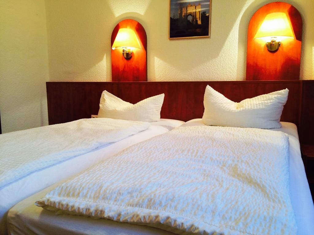 Small Double Room