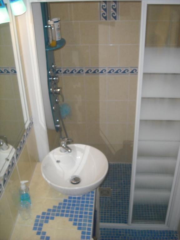Double Room Private Bathroom