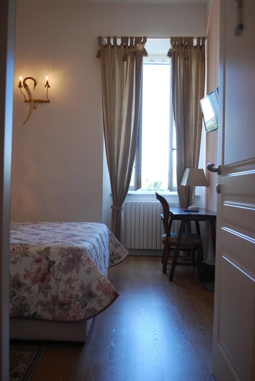 Large Double or Twin Room