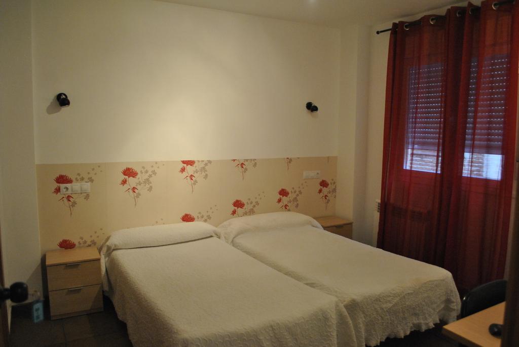 Triple Room,253989053:JPEG