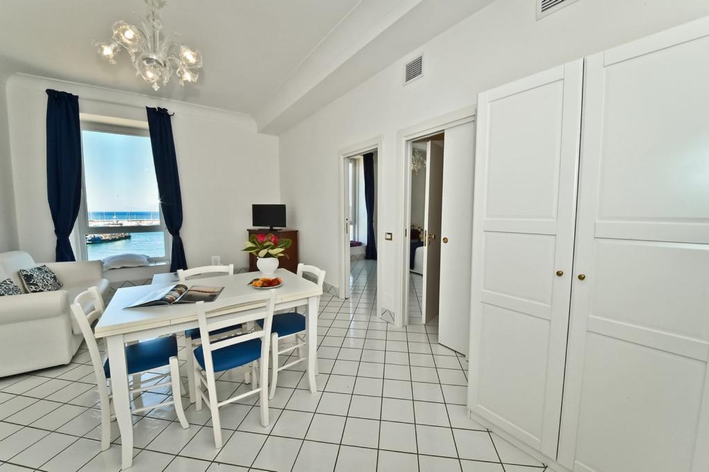 Suite Sea View,227408492:JPEG