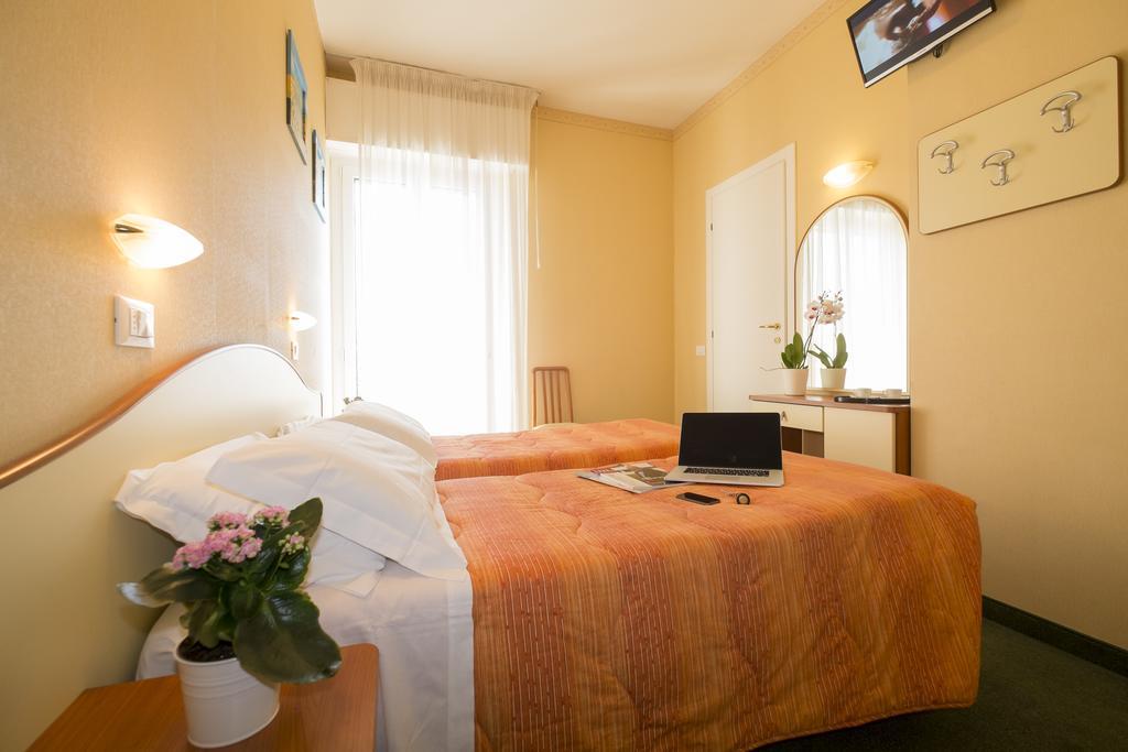 Double Room Partial Sea View