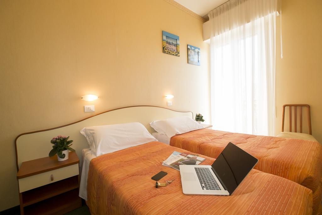 Double Room Partial Sea View