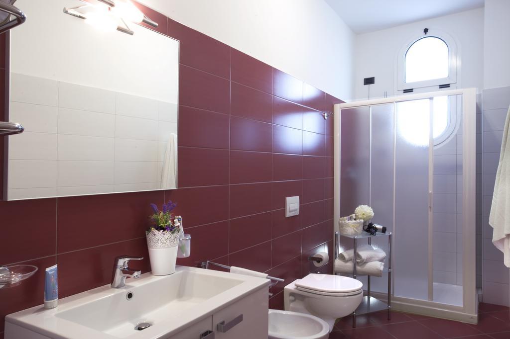 One-Bedroom Apartment Sea Side,227858981:JPEG