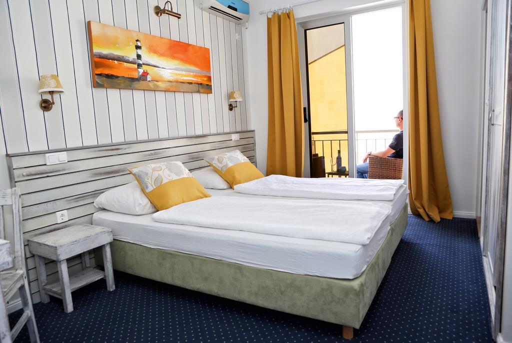 Double or Twin Room Balcony,776180443:JPEG