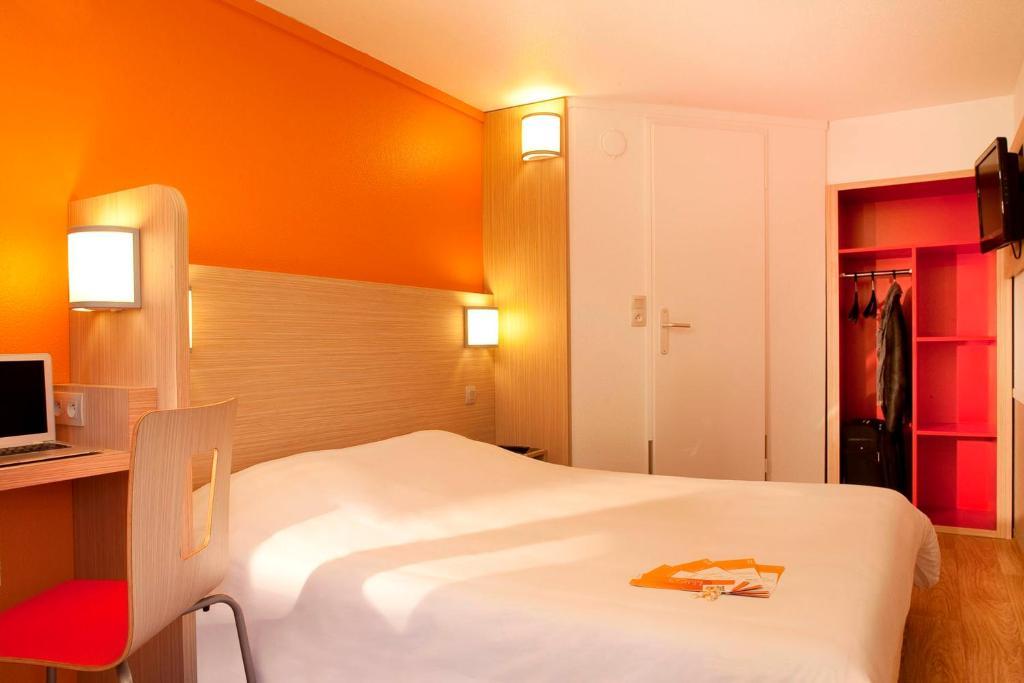 Double Room,821488604:JPEG