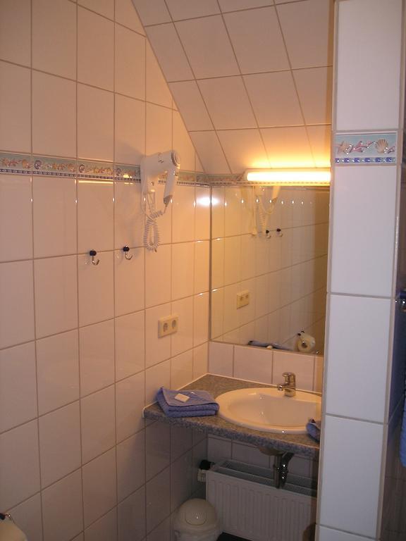 Standard Single Room,1013073988:JPEG