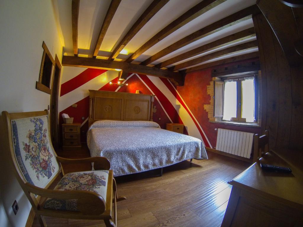 Double Room Private Bathroom