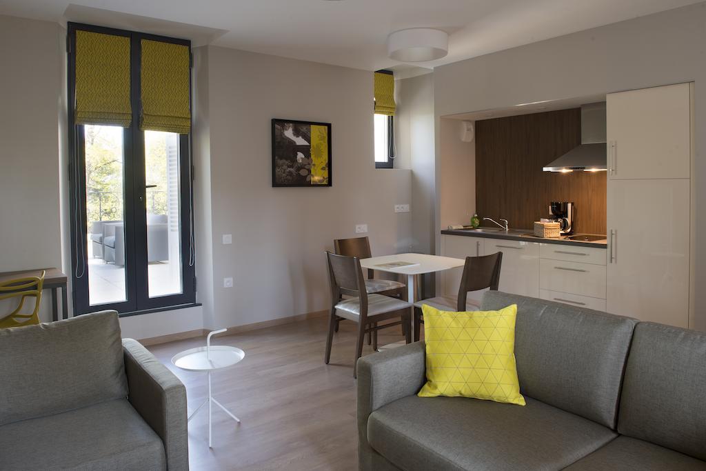 One-Bedroom Apartment,232505218:JPEG