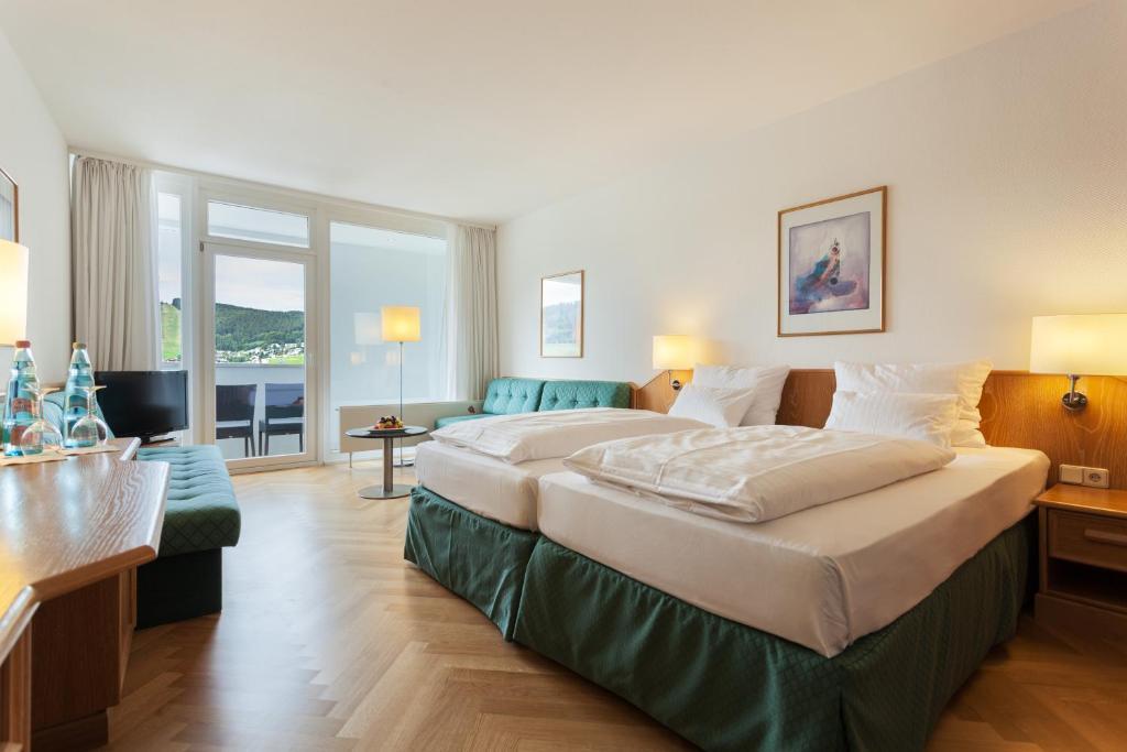 Standard Double Room,23337039:JPEG