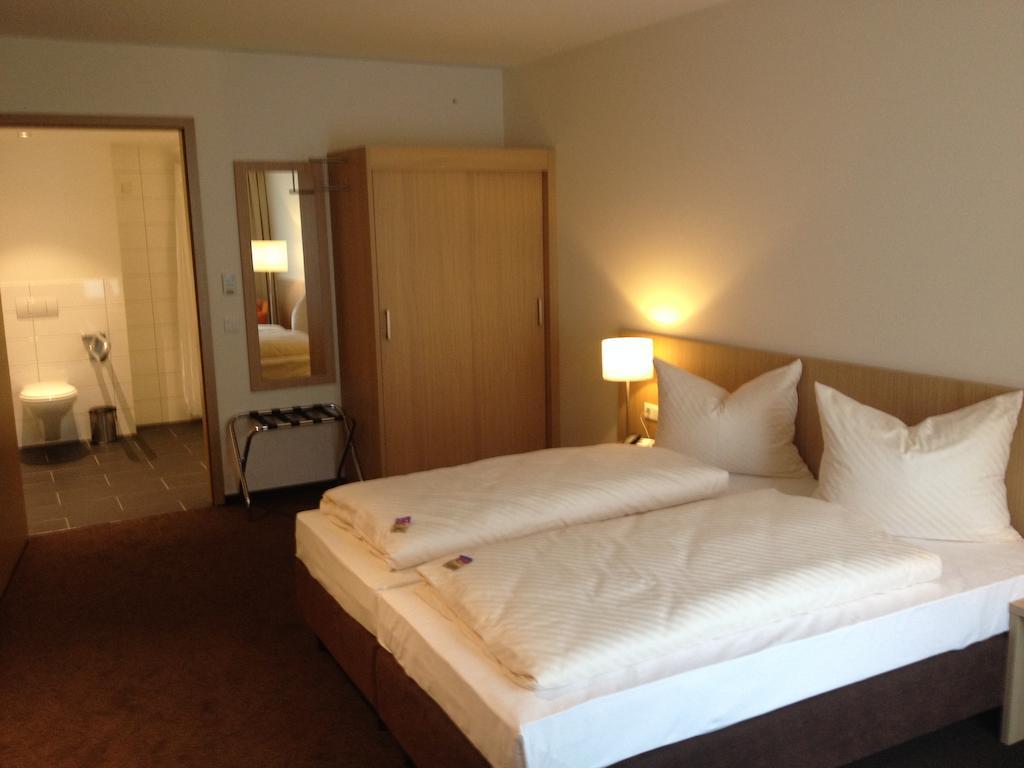 Double Room - Disability Access,973719400:JPEG