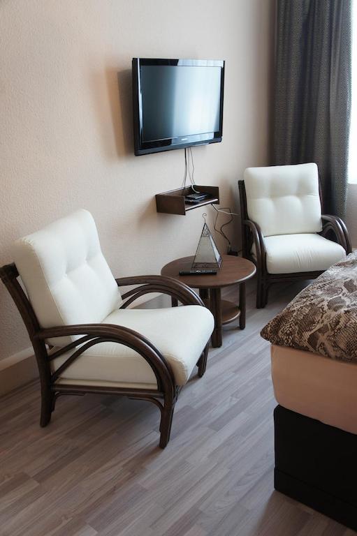 Double Room XL Private Bathroom